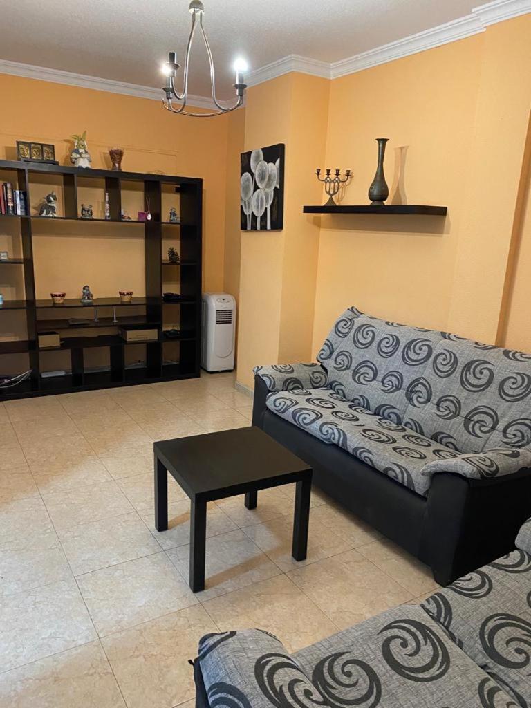 Room Sol Vecindario  Εξωτερικό φωτογραφία